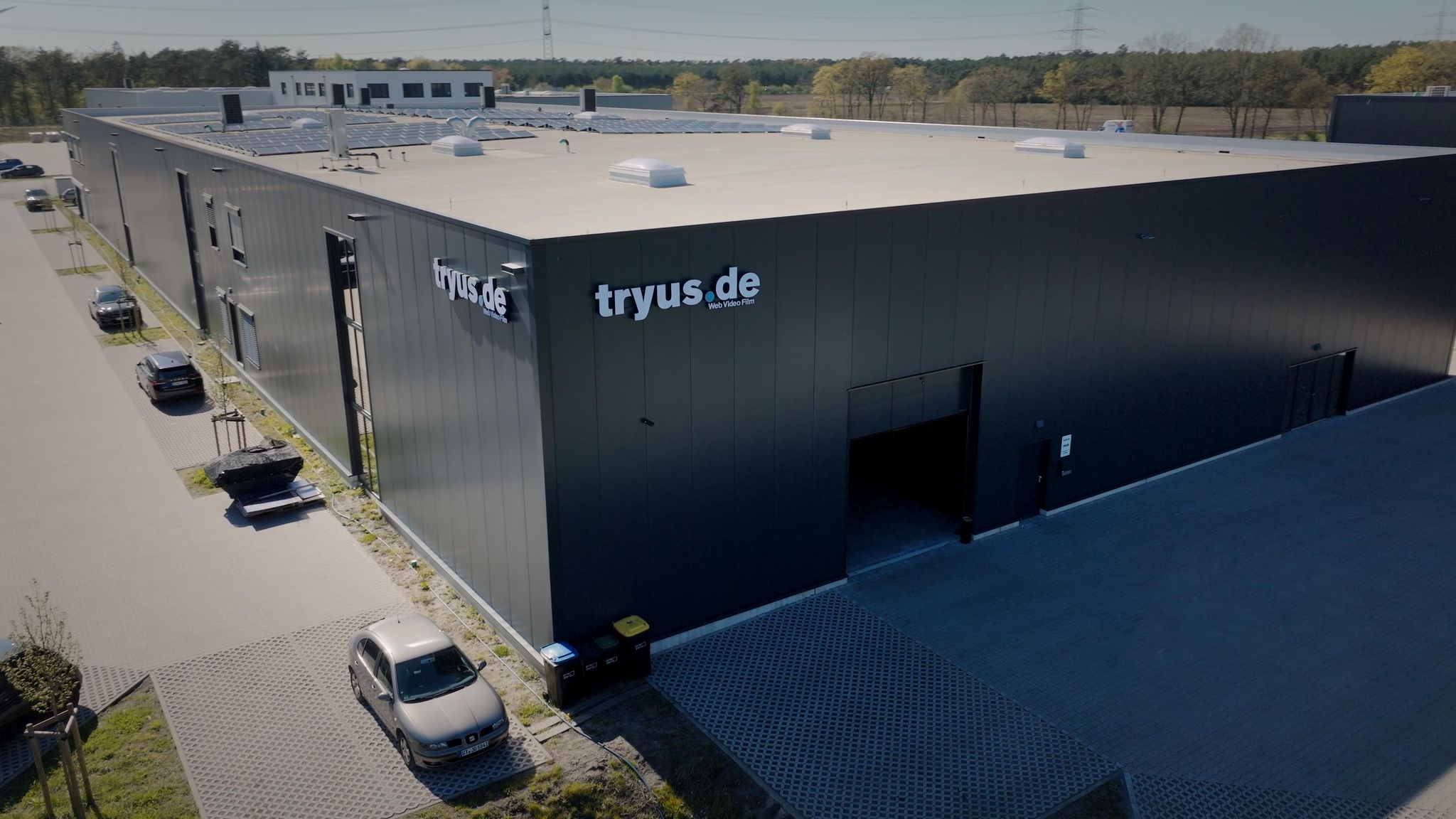 Try Us Film – edificio del estudio Try Us Film – edificio del estudio
